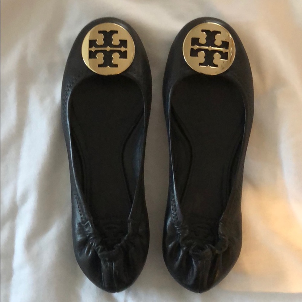 Tory Burch flats with gold logo